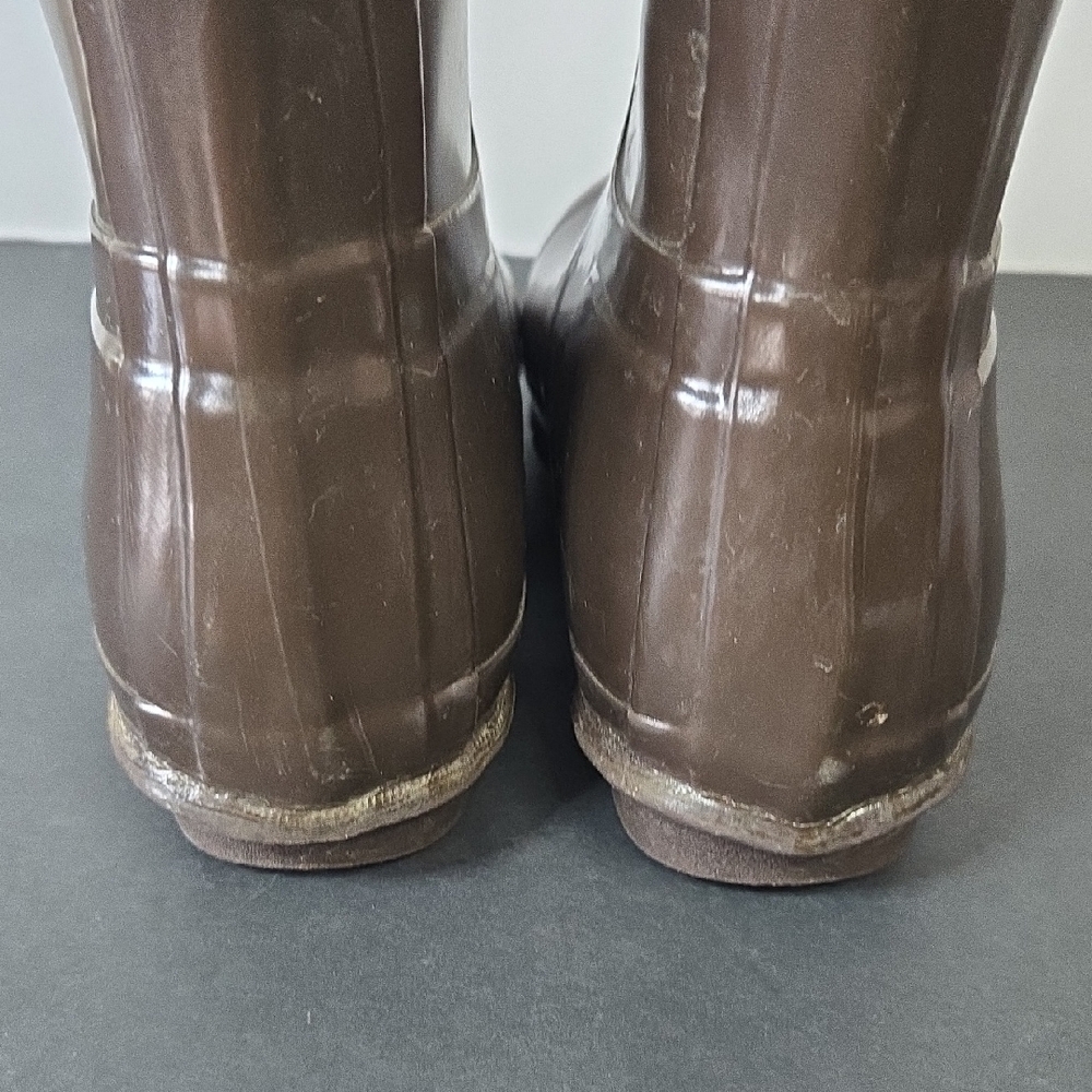Hunter Size 8 Gloss Dark Brown Tall Rubber Rain Boots - Picture 8 of 16
